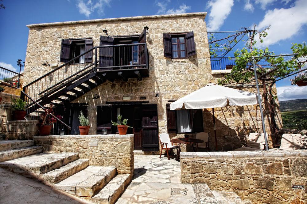 Leonidas Village Houses Goudhi Экстерьер фото