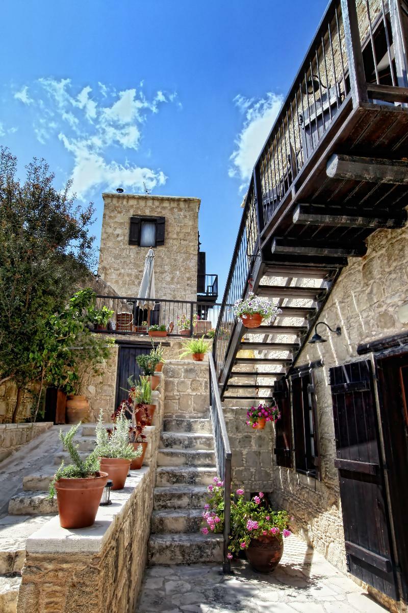 Leonidas Village Houses Goudhi Экстерьер фото